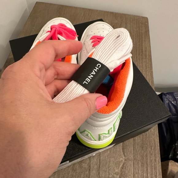 Chanel high top neon sneakers. Sz 41 calfskin multicolor/yellow. Excellent - Picture 4 of 9